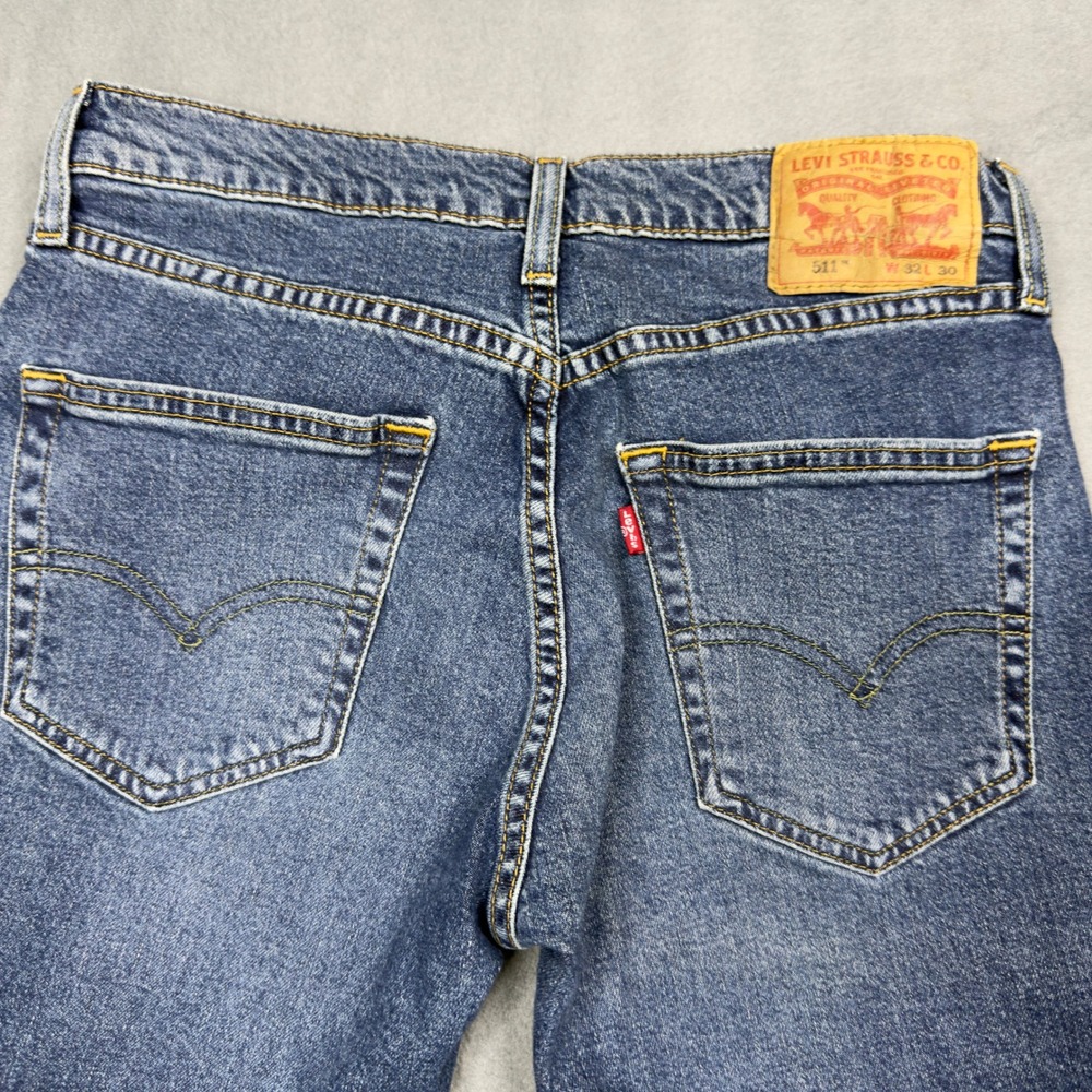 Levis 511 Slim Fit Jeans Mens 32x30 Medium Wash Blue Denim - Picture 5 of 8